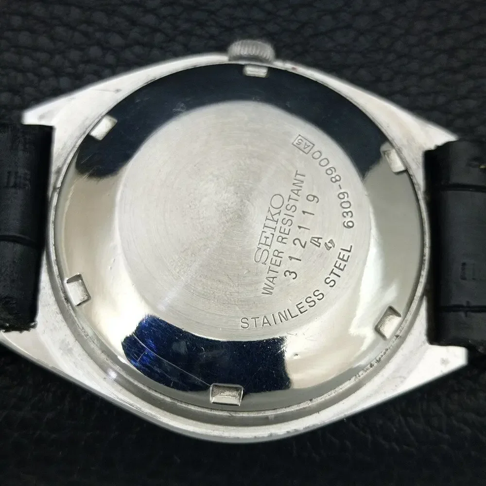 Vintage 1980 Seiko Automatic Mens Silver Watch W/daydate & Silver Accents